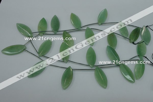 CAJ90 Top-drilled 15*35mm carved leaf green aventurine beads wholesale