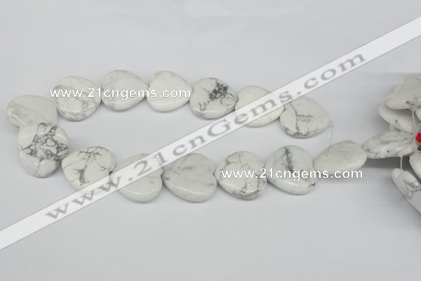 CWB76 15.5 inches 30*30mm heart natural white howlite beads