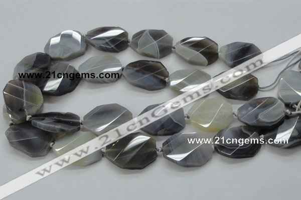 CAA263 25*30mm twisted & faceted octagonal grey line agate beads