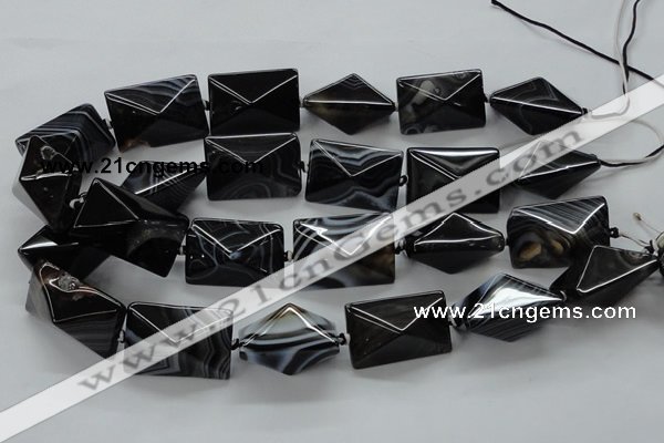 CAA292 15.5 inches 20*20*30mm black line agate gemstone beads