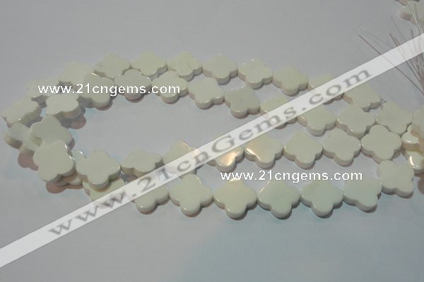 CAG3427 15.5 inches 18*18mm flower white agate gemstone beads