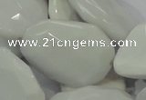 CAG730 15.5 inches 20*30mm faceted freeform white agate beads