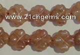 CBQ37 15.5 inches 15mm carved flower strawberry quartz beads