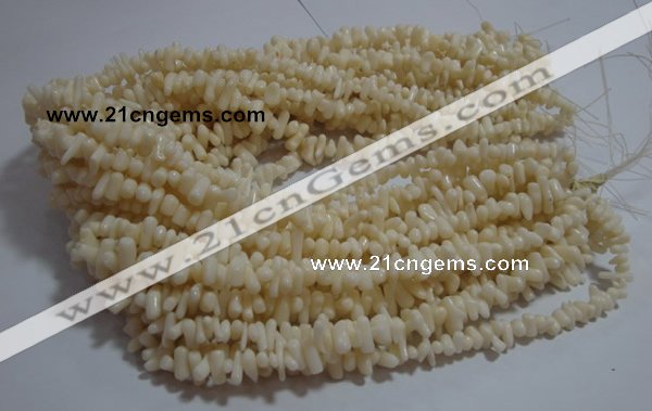 CCB93 15.5 inch 4*11mm irregular branch white coral chip beads