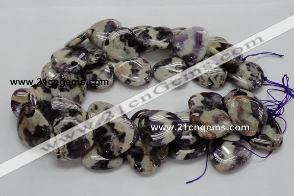 CDA15 15.5 inches 30*30mm triangle dogtooth amethyst quartz beads