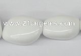 CNG72 15.5 inches 10*16mm - 25*35mm nuggets white agate beads