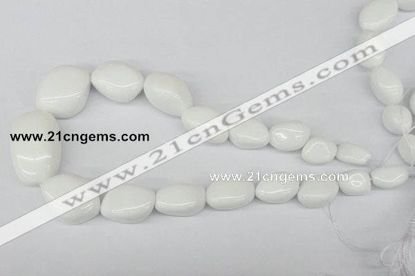 CNG72 15.5 inches 10*16mm - 25*35mm nuggets white agate beads