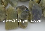 CTD430 15.5 inches 12*20mm - 15*25mm nuggets labradorite beads