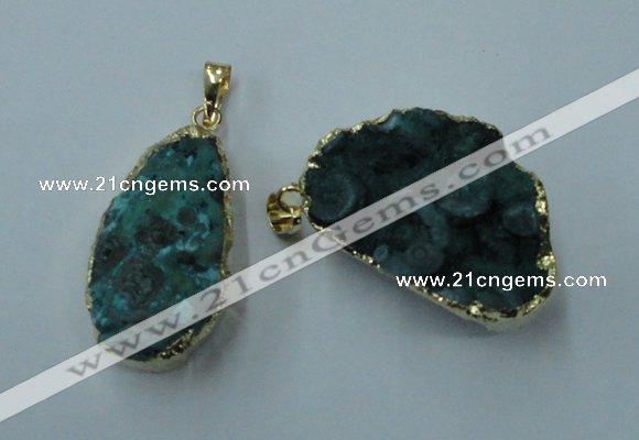 NGP1143 25*35mm - 40*45mm freeform druzy agate pendants with brass setting