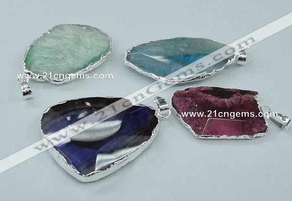 NGP1148 25*35mm - 35*45mm freeform druzy agate pendants with brass setting