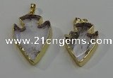 NGP6004 22*30mm - 25*35mm arrowhead white crystal pendants