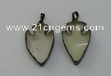 NGP6452 22*28mm - 25*35mm arrowhead lemon quartz pendants